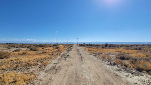 W Vic Avenue C5 35 Stw Street, Lancaster, CA 93536