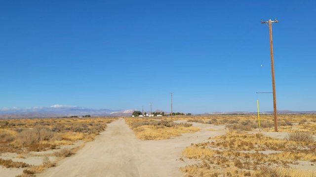 W Vic Avenue C5 35 Stw Street, Lancaster, CA 93536