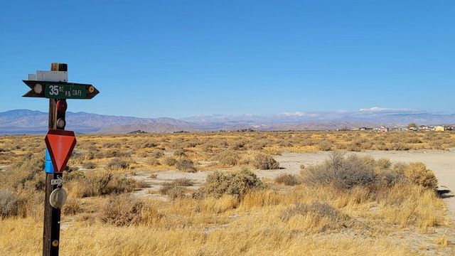 W Vic Avenue C5 35 Stw Street, Lancaster, CA 93536