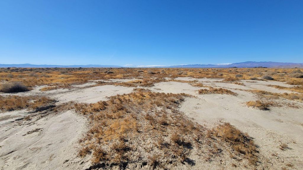 W Vic Avenue C5 35 Stw Street, Lancaster, CA 93536