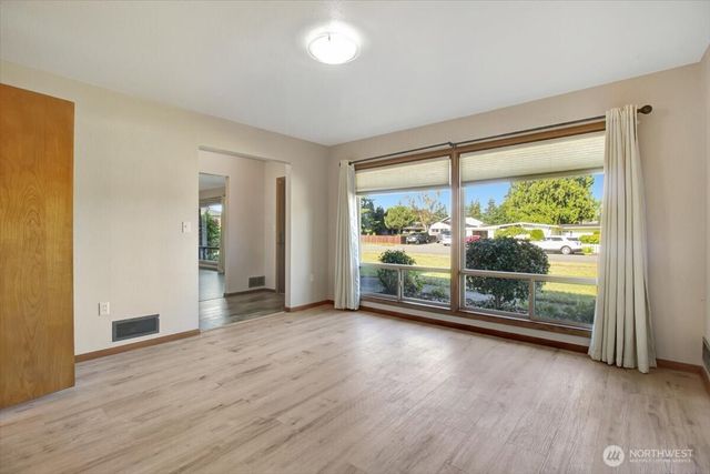415 S Macleod Avenue, Arlington, WA 98223