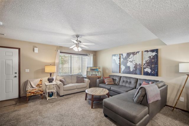 8601 Westown Parkway 34106, West Des Moines, IA 50266