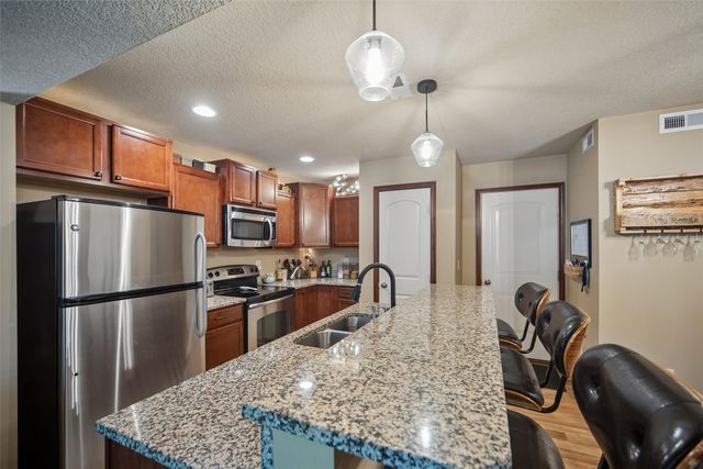 8601 Westown Parkway 34106, West Des Moines, IA 50266