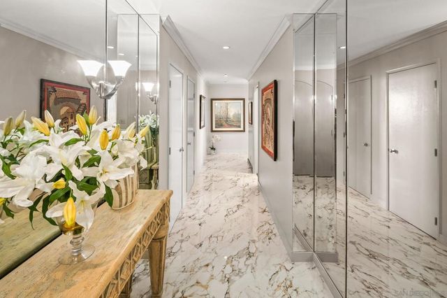 700 Front St 1303, San Diego, CA 92101