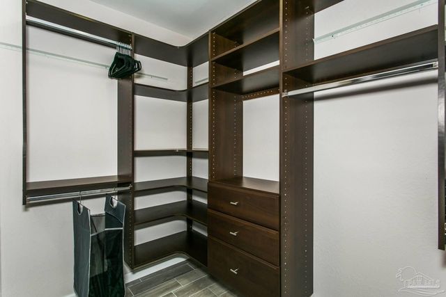 4228 E Sandy Bluff Dr, Gulf Breeze, FL 32563