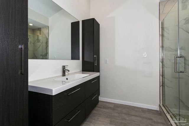 4228 E Sandy Bluff Dr, Gulf Breeze, FL 32563