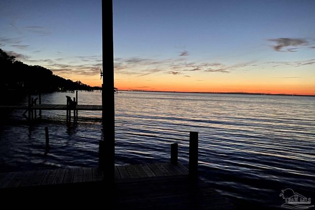 4228 E Sandy Bluff Dr, Gulf Breeze, FL 32563