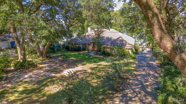 4228 E Sandy Bluff Dr, Gulf Breeze, FL 32563