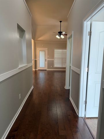 2241 PURPLE LEAF LANE LN E, Cordova, TN 38016