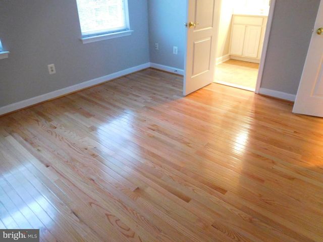 4302 TALMADGE CIR, Suitland, MD 20746