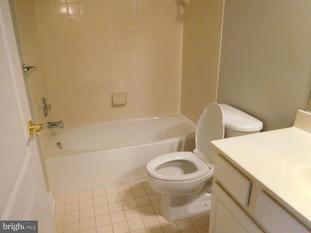 4302 TALMADGE CIR, Suitland, MD 20746