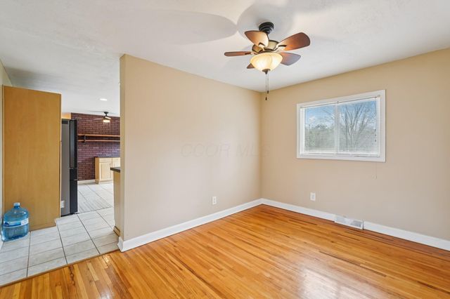 749 Carryback Drive SW, Pataskala, OH 43062