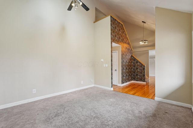 749 Carryback Drive SW, Pataskala, OH 43062