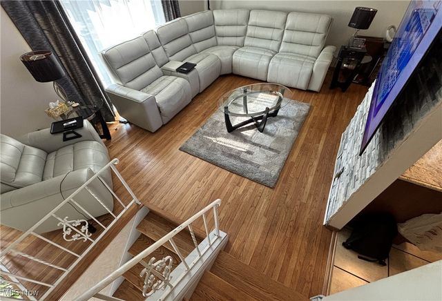 809 Wellmon Street, Bedford, OH 44146