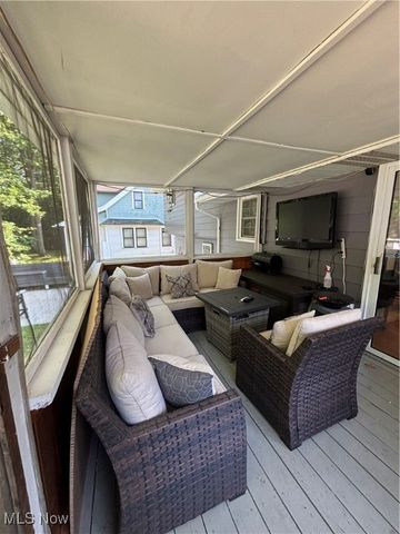 809 Wellmon Street, Bedford, OH 44146