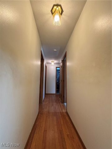 809 Wellmon Street, Bedford, OH 44146