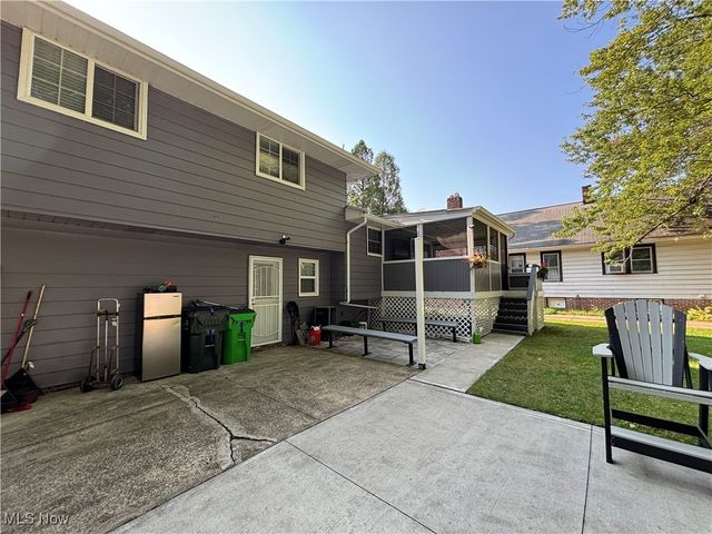 809 Wellmon Street, Bedford, OH 44146