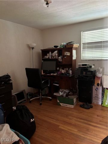 809 Wellmon Street, Bedford, OH 44146