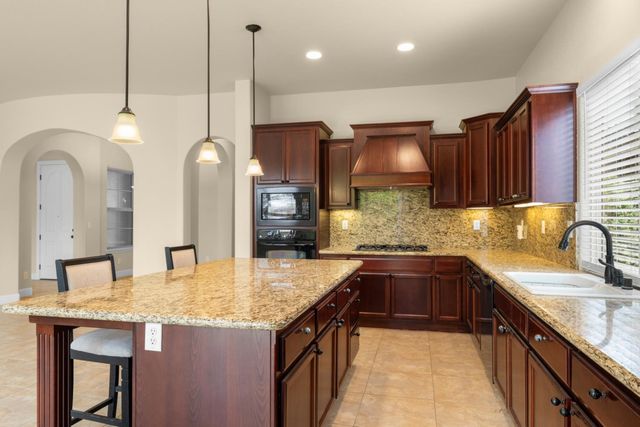4006 Quarter Dome Cir, Rancho Cordova, CA 95742