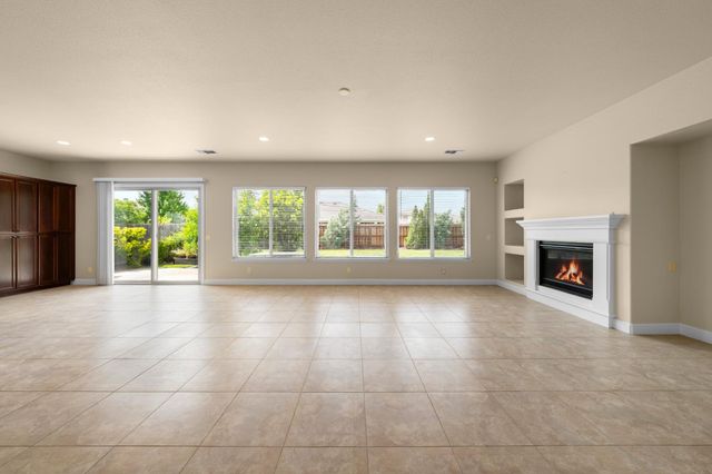 4006 Quarter Dome Cir, Rancho Cordova, CA 95742
