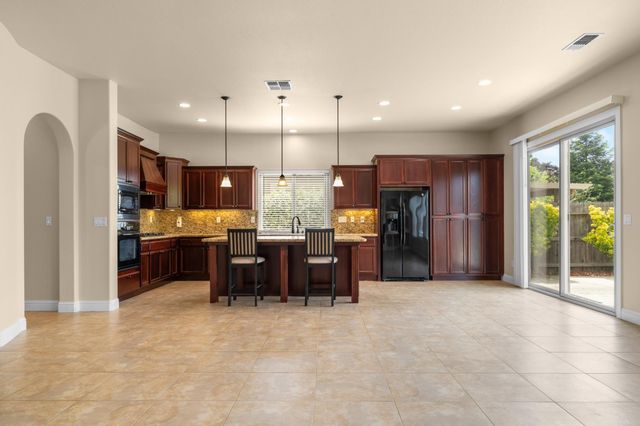 4006 Quarter Dome Cir, Rancho Cordova, CA 95742