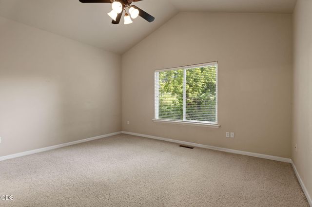 21164 Copperfield Avenue, Bend, OR 97702