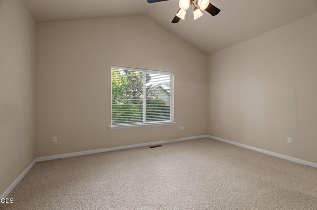 21164 Copperfield Avenue, Bend, OR 97702