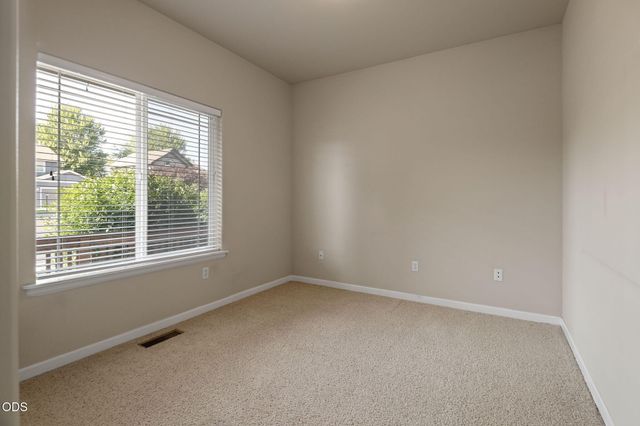 21164 Copperfield Avenue, Bend, OR 97702