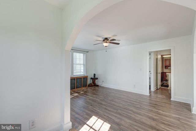 760 N HOUCKSVILLE RD, Hampstead, MD 21074