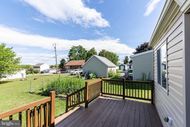 760 N HOUCKSVILLE RD, Hampstead, MD 21074
