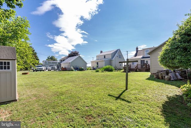 760 N HOUCKSVILLE RD, Hampstead, MD 21074