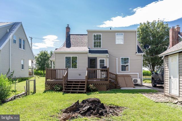 760 N HOUCKSVILLE RD, Hampstead, MD 21074