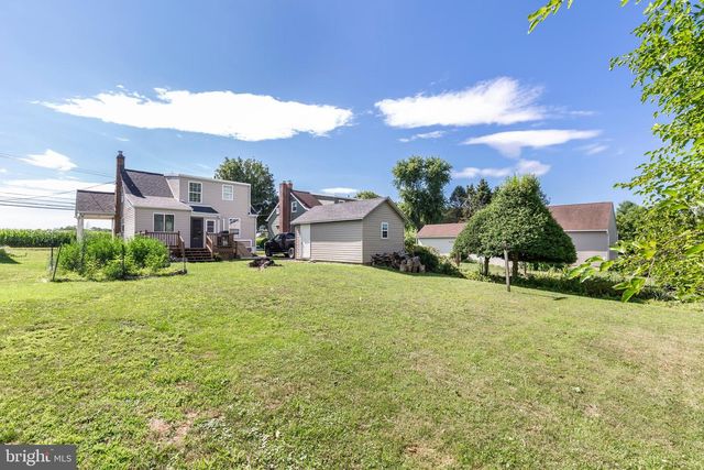 760 N HOUCKSVILLE RD, Hampstead, MD 21074
