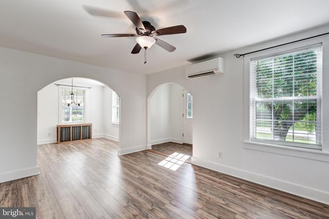 760 N HOUCKSVILLE RD, Hampstead, MD 21074