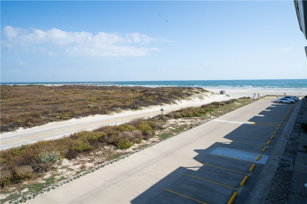 14802 Windward Dr 227, Corpus Christi, TX 78418 — photo 4