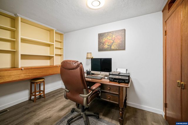 2341 NE 35th St, Lincoln City, OR 97367