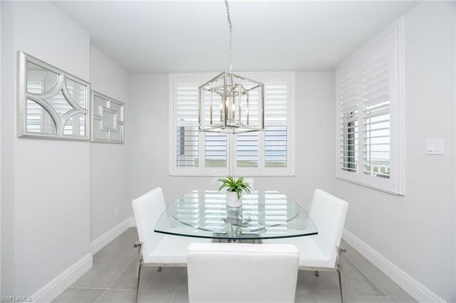 6573 MARISS LOOP # 2005, Naples, FL 34108