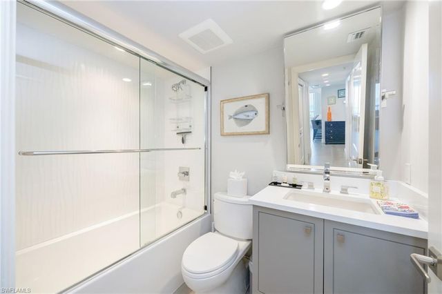 6573 MARISS LOOP # 2005, Naples, FL 34108