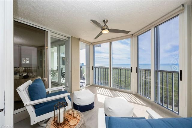 6573 MARISS LOOP # 2005, Naples, FL 34108