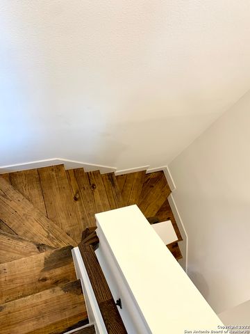 808 E Carson St Unit 102, San Antonio, TX 78208