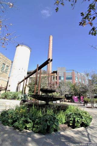 808 E Carson St Unit 102, San Antonio, TX 78208