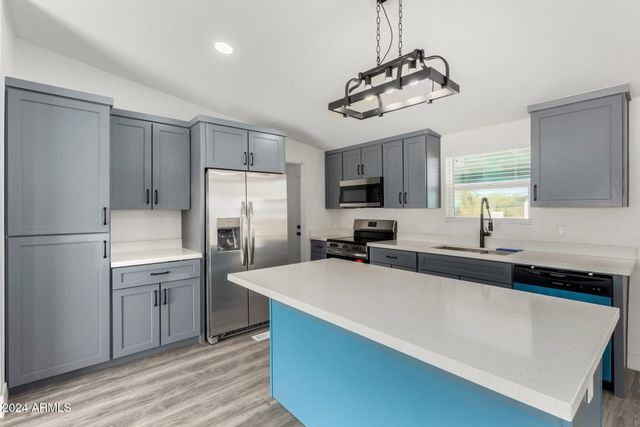 15718 W REMUDA Drive, Surprise, AZ 85387