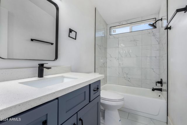 15718 W REMUDA Drive, Surprise, AZ 85387