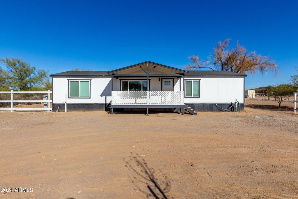 15718 W REMUDA Drive, Surprise, AZ 85387