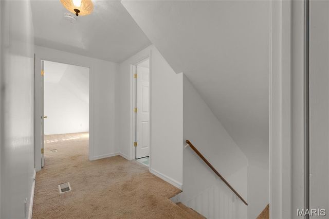 9 Holly Drive, Webster Groves, MO 63119