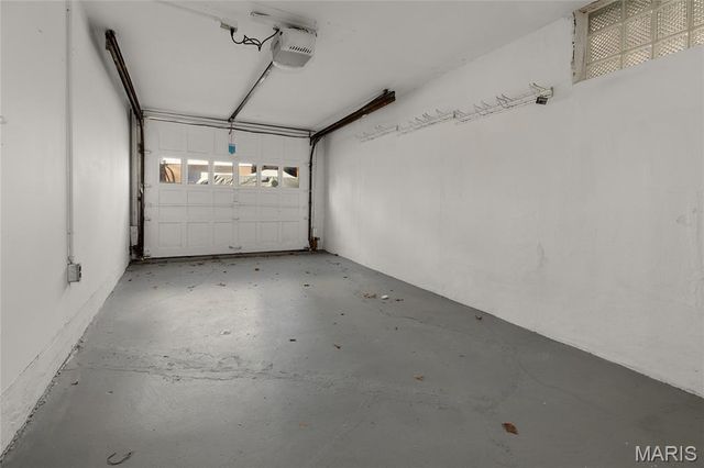 9 Holly Drive, Webster Groves, MO 63119