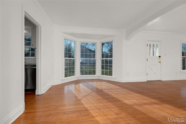 9 Holly Drive, Webster Groves, MO 63119