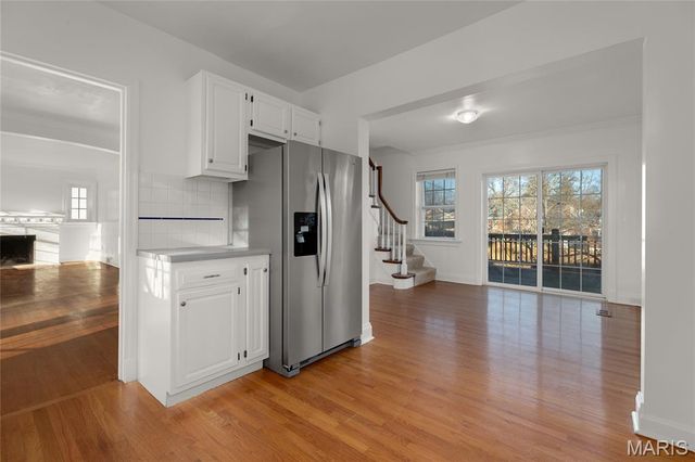 9 Holly Drive, Webster Groves, MO 63119