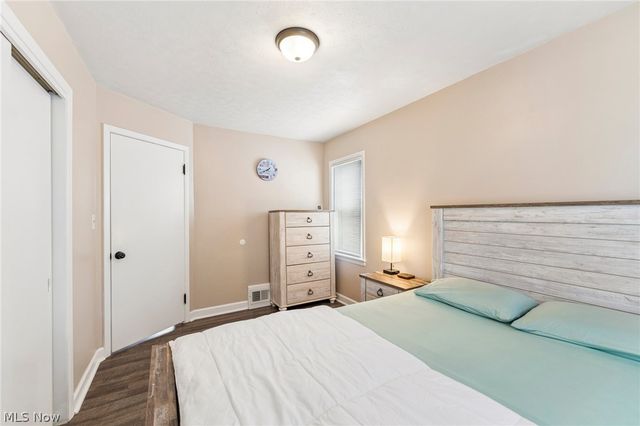 29306 Oakdale Road, Willowick, OH 44095