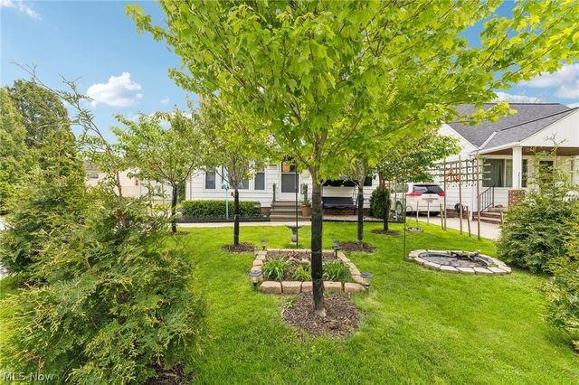 29306 Oakdale Road, Willowick, OH 44095